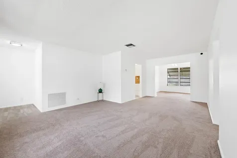 4524 NW 43rd Avenue Tamarac FL 33319
