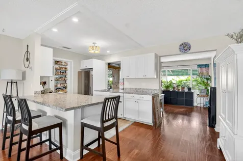 112 SW 9th Street Boynton Beach FL 33426