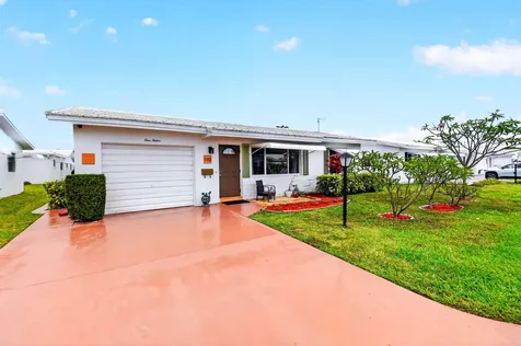 112 SW 9th Street Boynton Beach FL 33426