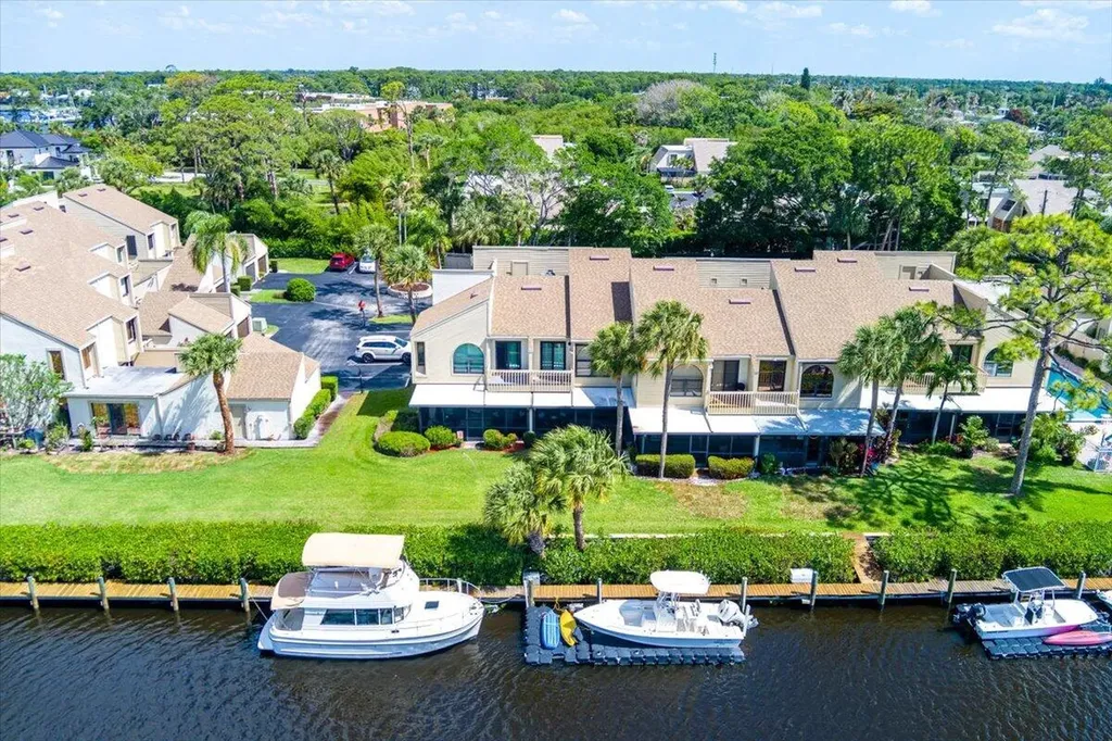 1102 SE Mitchell Avenue Port St Lucie FL 34952