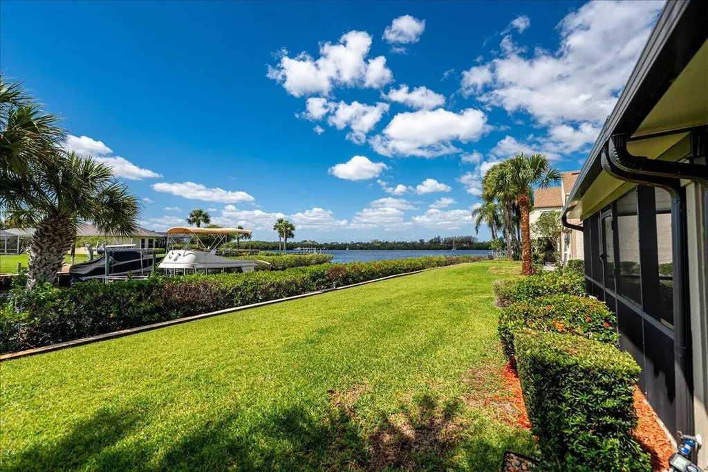 1102 SE Mitchell Avenue Port St Lucie FL 34952
