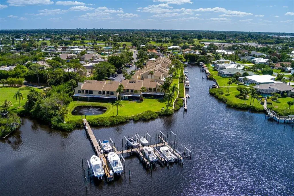 1102 SE Mitchell Avenue Port St Lucie FL 34952