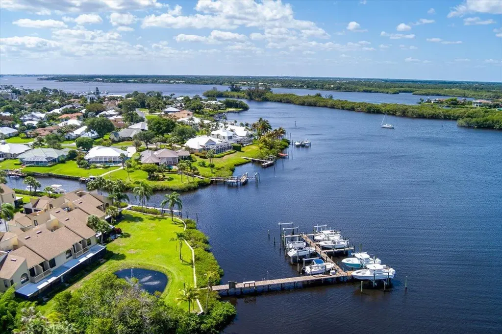 1102 SE Mitchell Avenue Port St Lucie FL 34952