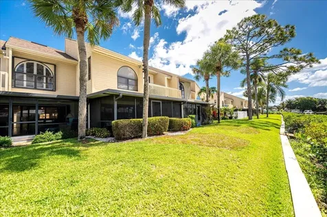 1102 SE Mitchell Avenue Port St Lucie FL 34952