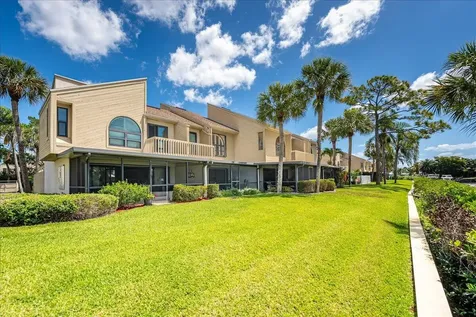 1102 SE Mitchell Avenue Port St Lucie FL 34952