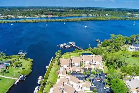 1102 SE Mitchell Avenue Port St Lucie FL 34952