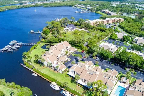 1102 SE Mitchell Avenue Port St Lucie FL 34952