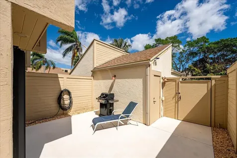 1102 SE Mitchell Avenue Port St Lucie FL 34952