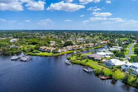 1102 SE Mitchell Avenue Port St Lucie FL 34952