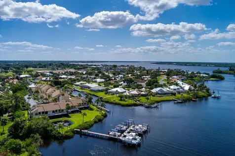 1102 SE Mitchell Avenue Port St Lucie FL 34952