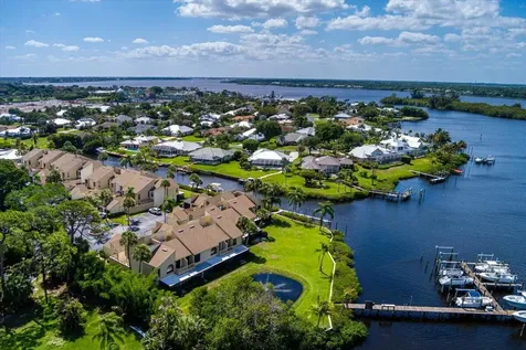 1102 SE Mitchell Avenue Port St Lucie FL 34952