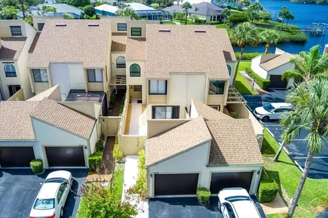1102 SE Mitchell Avenue Port St Lucie FL 34952