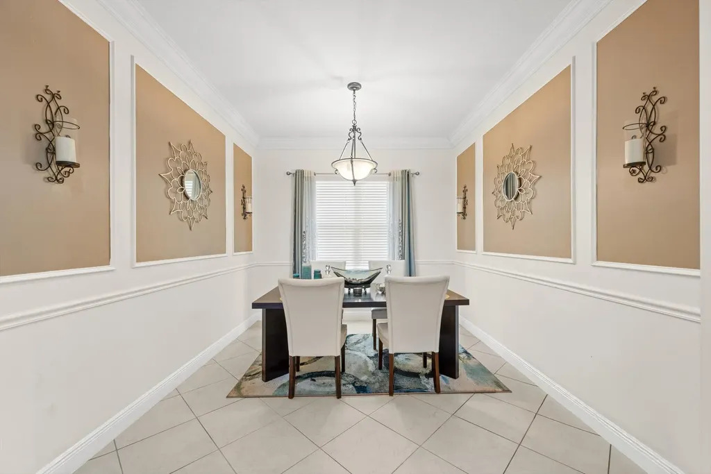 2925 Bellarosa Circle Royal Palm Beach FL 33411