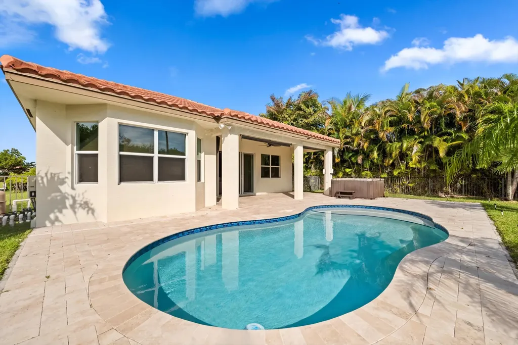 2925 Bellarosa Circle Royal Palm Beach FL 33411