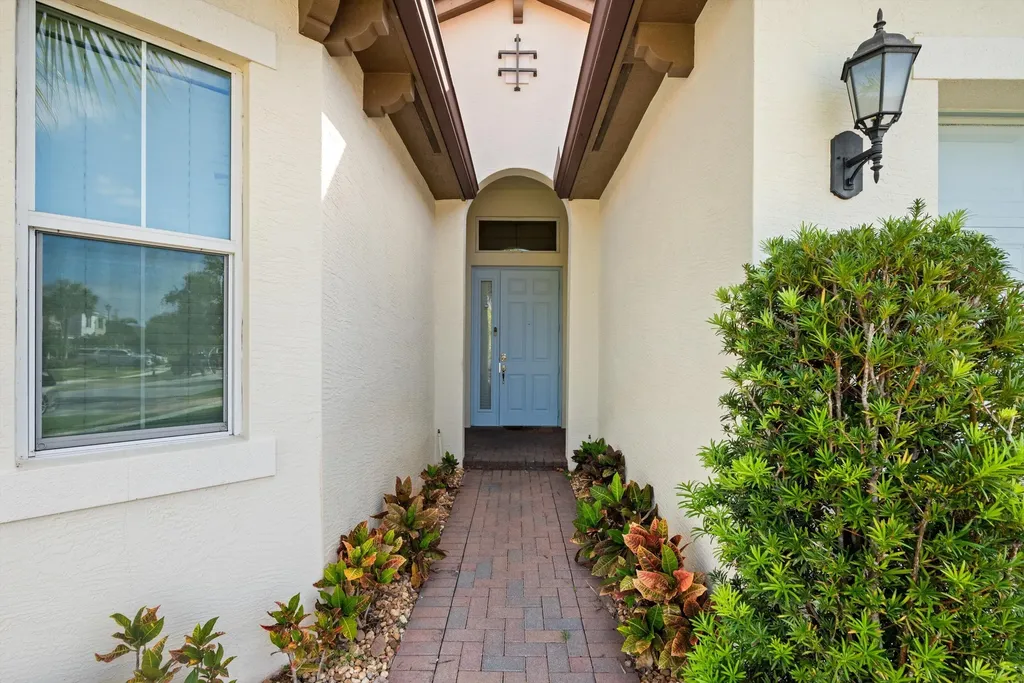 2925 Bellarosa Circle Royal Palm Beach FL 33411