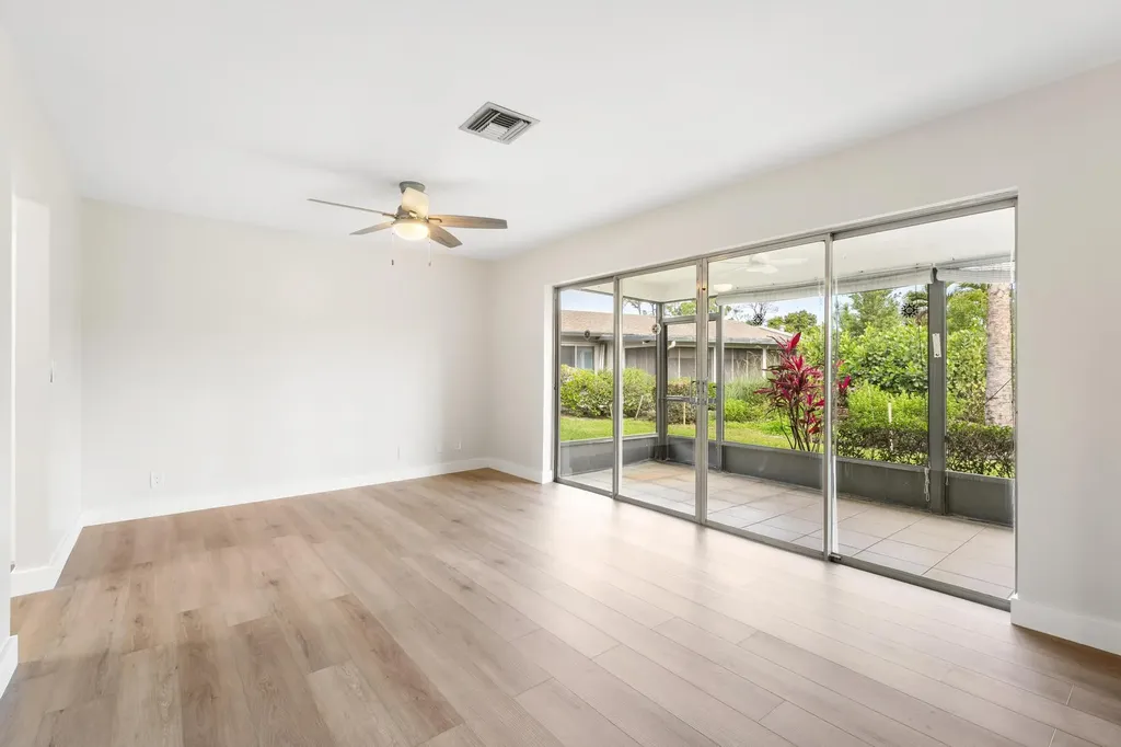 7281 N Pine Park Drive N Lake Worth FL 33467