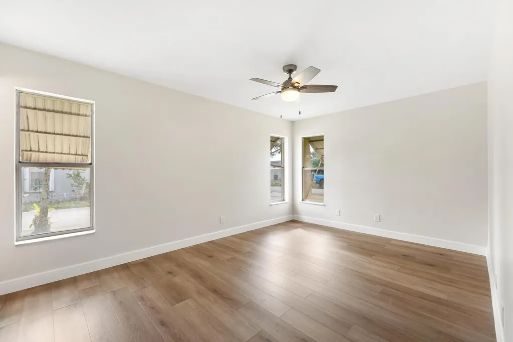 7281 N Pine Park Drive N Lake Worth FL 33467