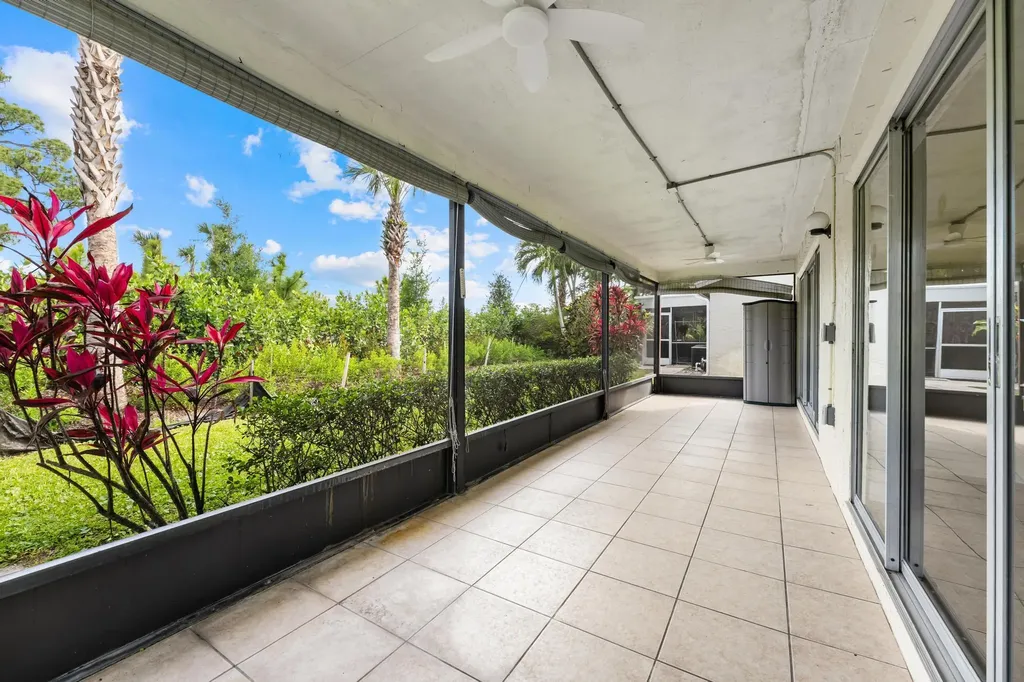 7281 N Pine Park Drive N Lake Worth FL 33467