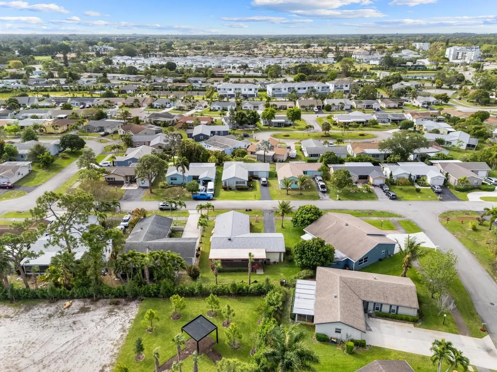 7281 N Pine Park Drive N Lake Worth FL 33467