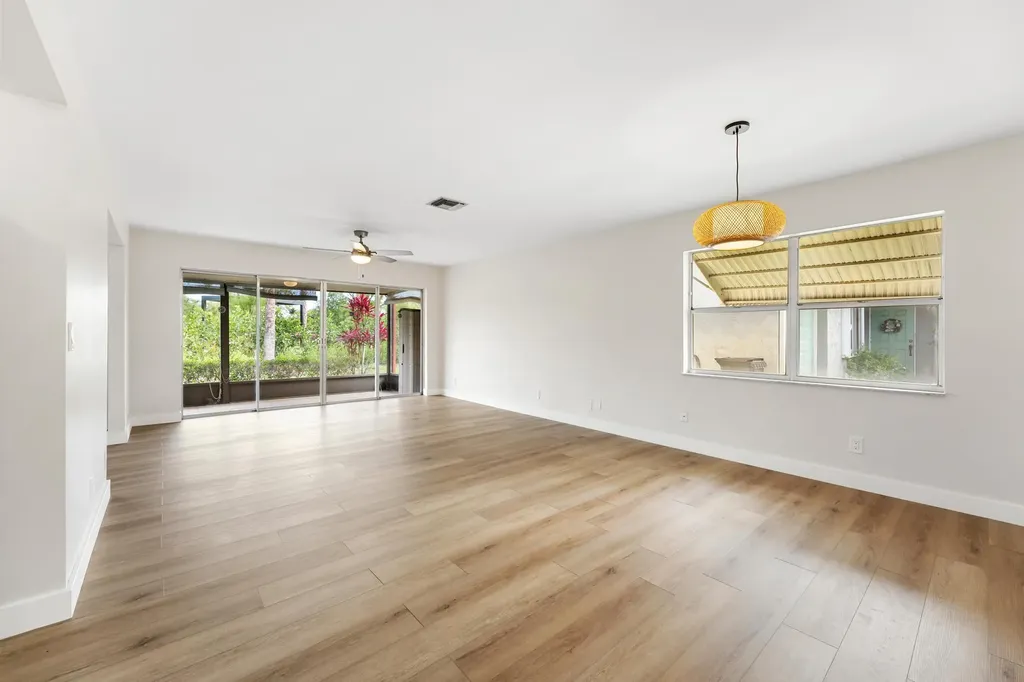 7281 N Pine Park Drive N Lake Worth FL 33467