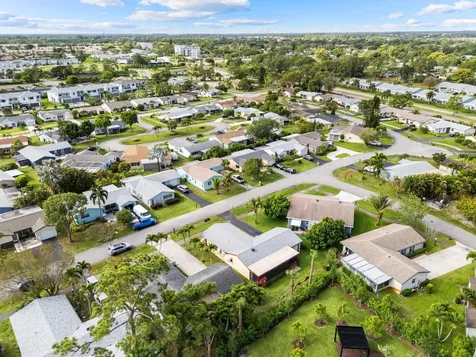 7281 N Pine Park Drive N Lake Worth FL 33467