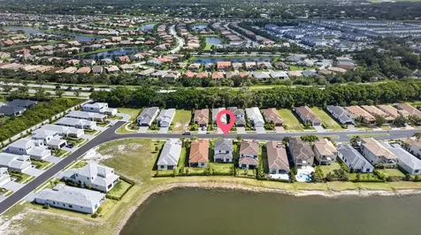 537 SE Fascino Circle Port St Lucie FL 34984