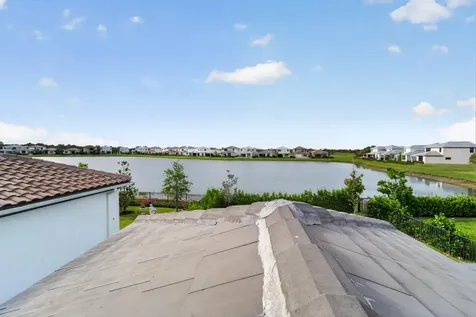 537 SE Fascino Circle Port St Lucie FL 34984