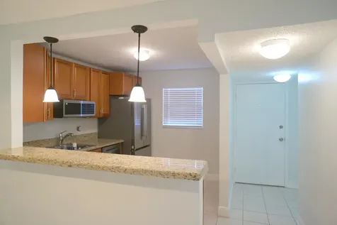 1891 SW 81st Avenue North Lauderdale FL 33068