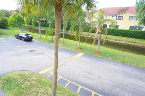 1891 SW 81st Avenue North Lauderdale FL 33068