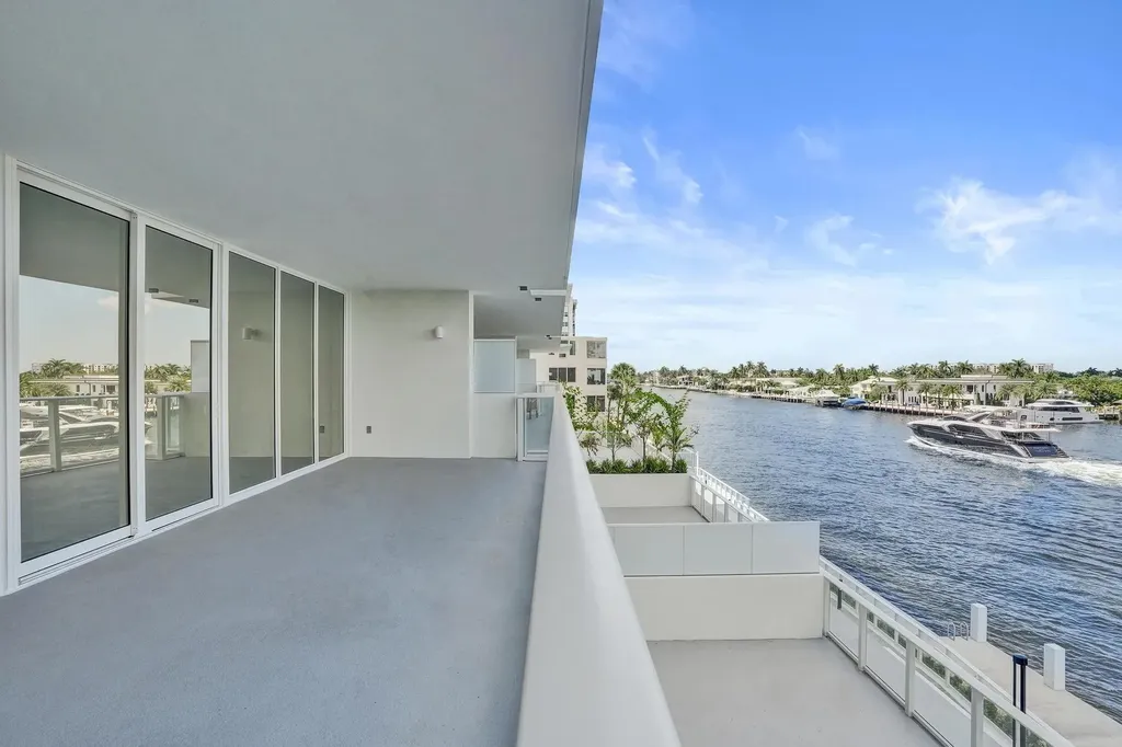 407 N Riverside Drive Pompano Beach FL 33062