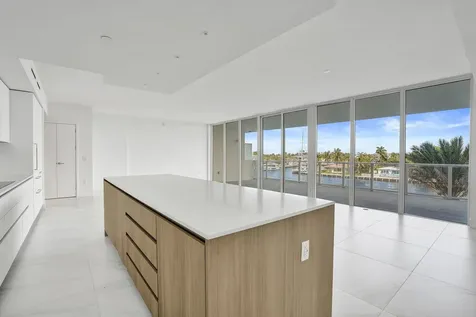407 N Riverside Drive Pompano Beach FL 33062