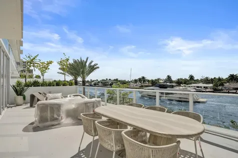 407 N Riverside Drive Pompano Beach FL 33062