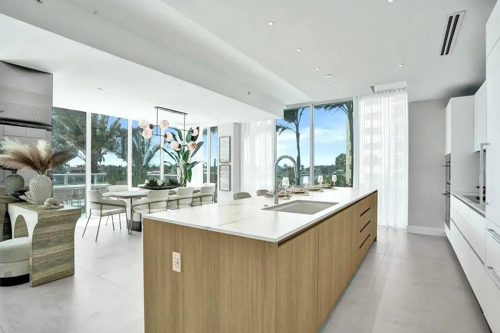 407 N Riverside Drive Pompano Beach FL 33062