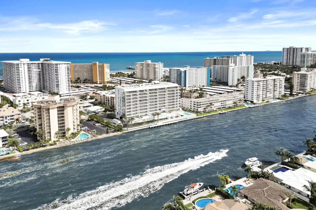 407 N Riverside Drive Pompano Beach FL 33062