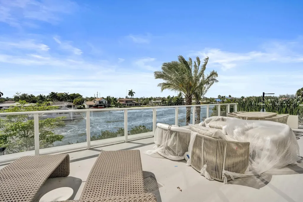 407 N Riverside Drive Pompano Beach FL 33062