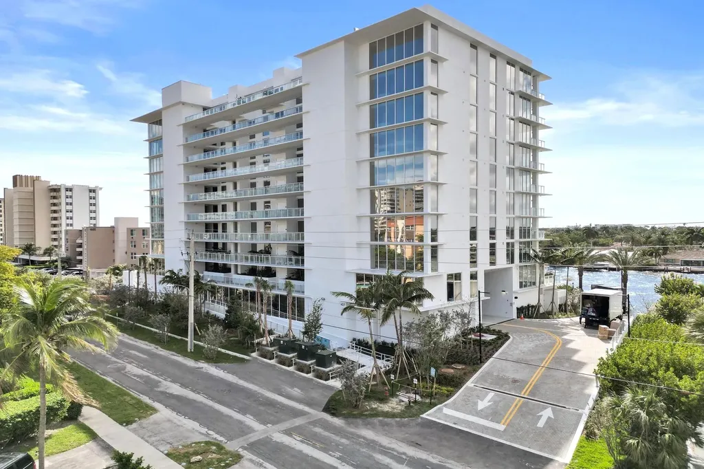 407 N Riverside Drive Pompano Beach FL 33062