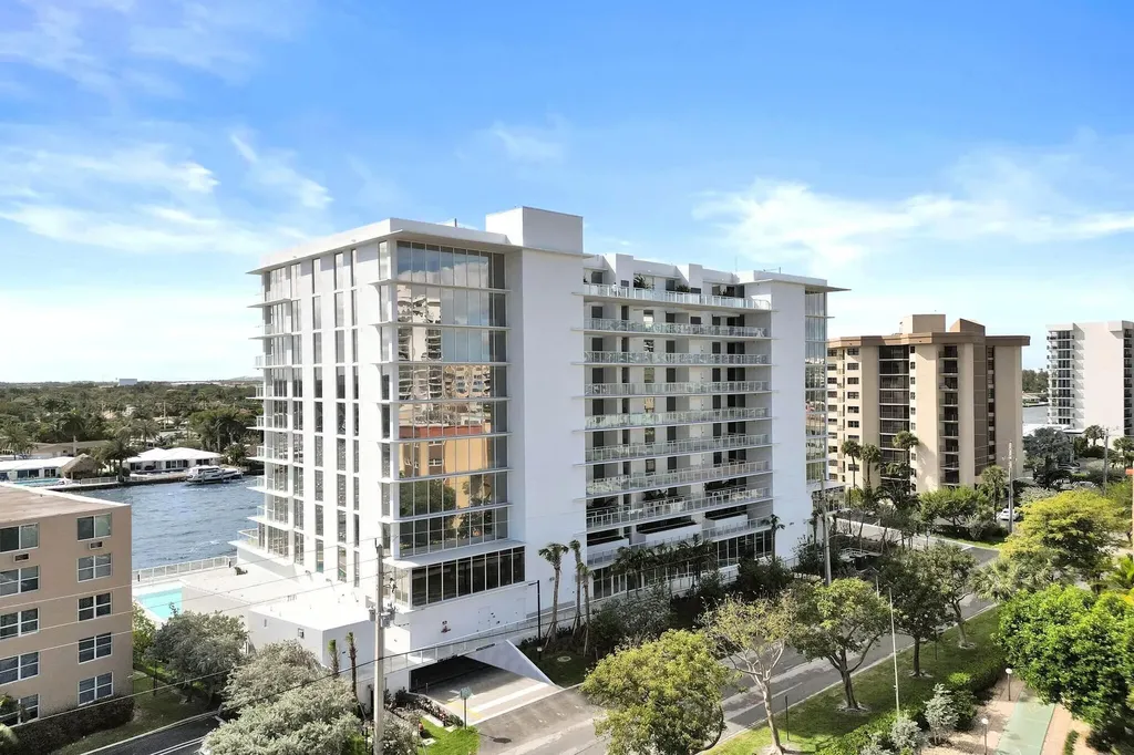 407 N Riverside Drive Pompano Beach FL 33062