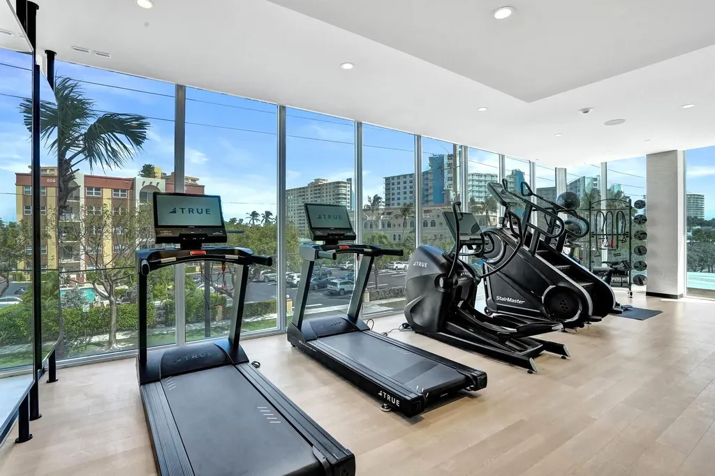 407 N Riverside Drive Pompano Beach FL 33062