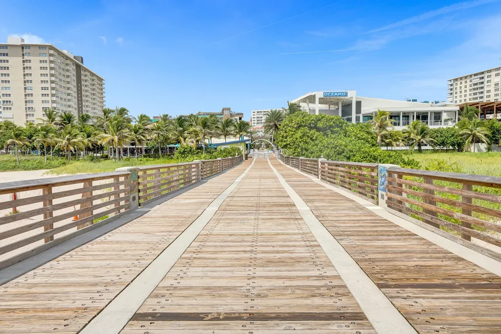 407 N Riverside Drive Pompano Beach FL 33062