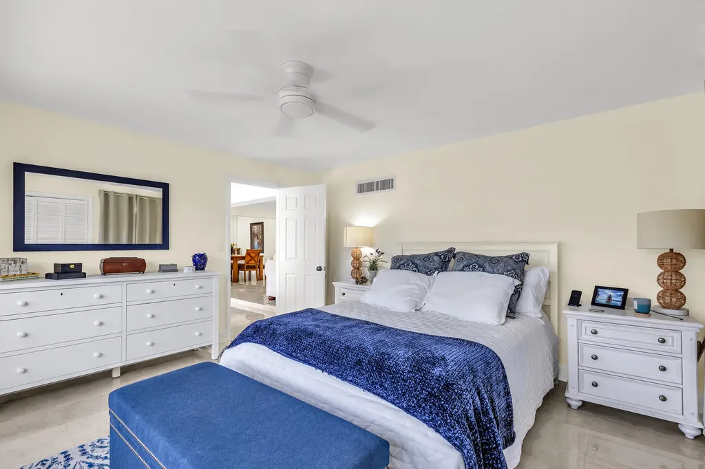 4920 NE 28th Avenue Lighthouse Point FL 33064