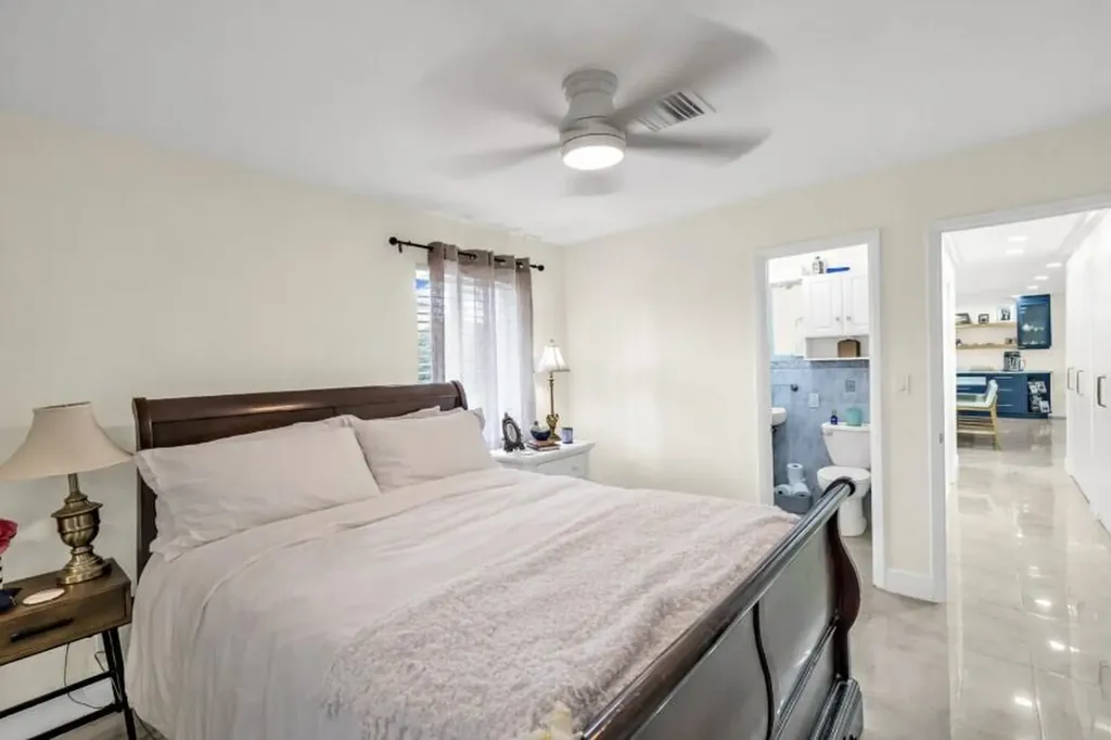 4920 NE 28th Avenue Lighthouse Point FL 33064