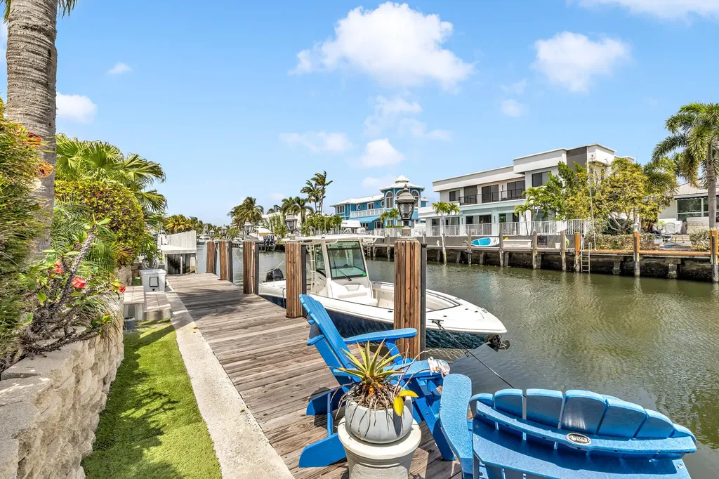 4920 NE 28th Avenue Lighthouse Point FL 33064
