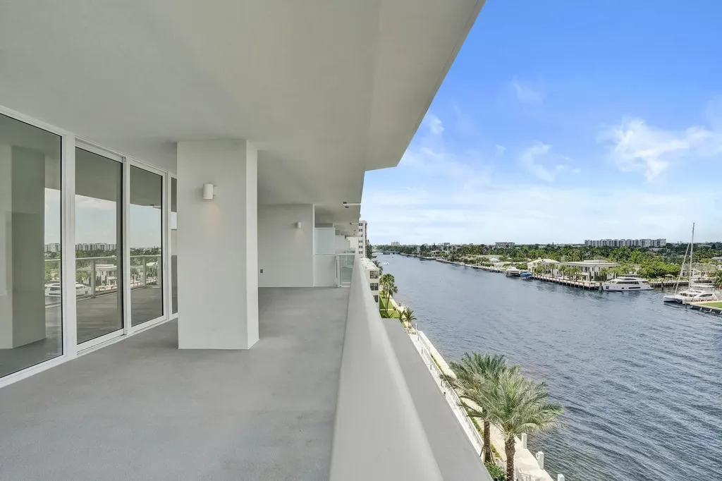 407 N Riverside Drive Pompano Beach FL 33062