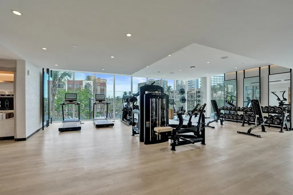 407 N Riverside Drive Pompano Beach FL 33062