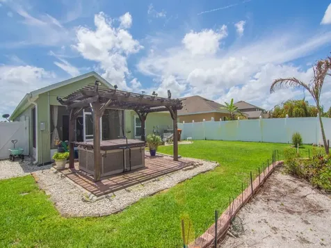 8131 Westfield Circle Vero Beach FL 32966