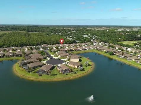8131 Westfield Circle Vero Beach FL 32966