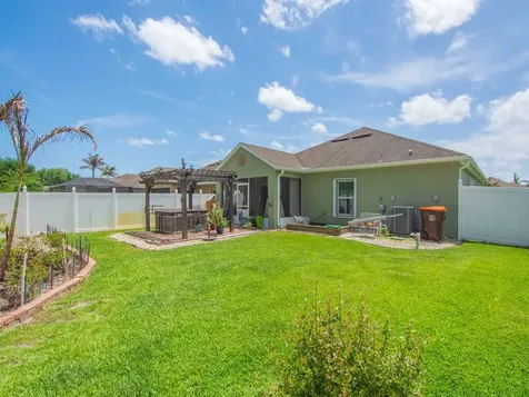 8131 Westfield Circle Vero Beach FL 32966