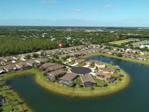 8131 Westfield Circle Vero Beach FL 32966