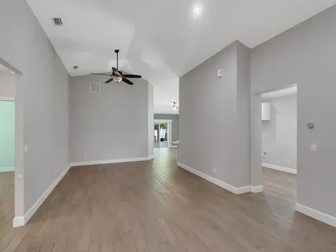 8131 Westfield Circle Vero Beach FL 32966