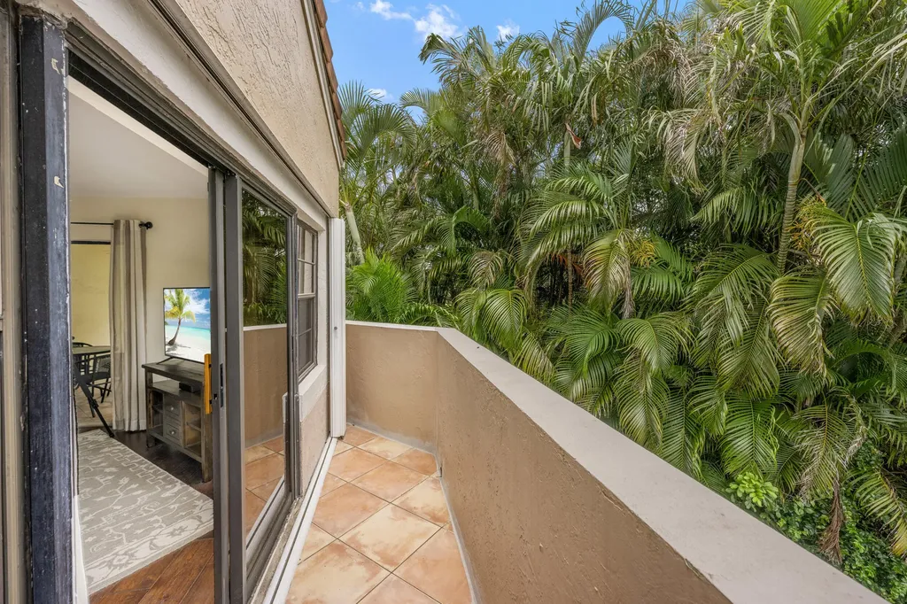 6670 Villa Sonrisa Drive Boca Raton FL 33433